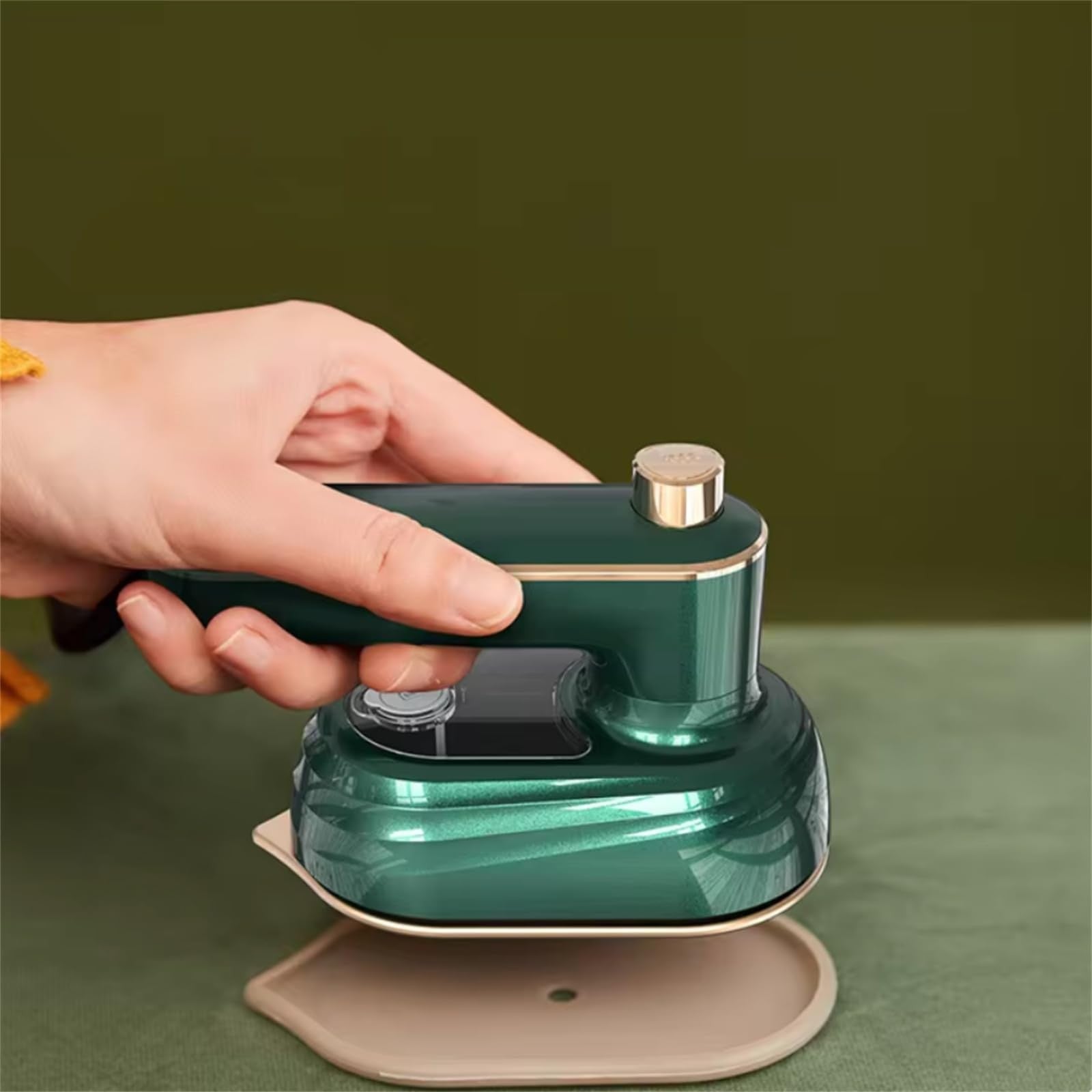 Ferro de Passar Roupas Portátil a Vapor